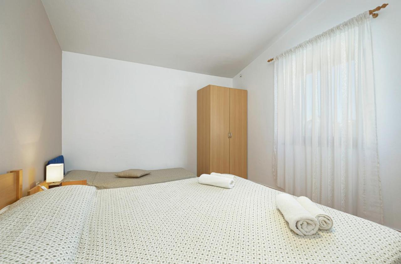 Palmira Apartment Porec Exterior photo